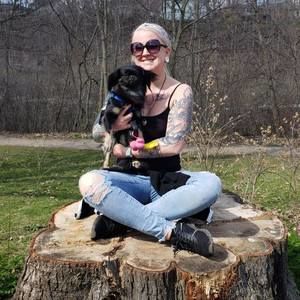 Meet your Posher, Ashley